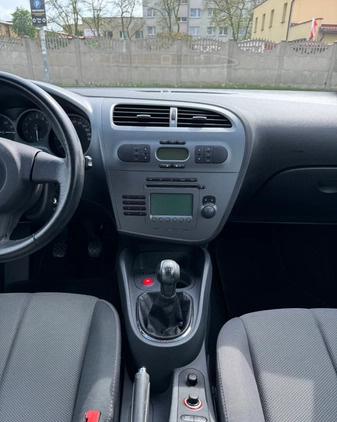 Seat Leon cena 13500 przebieg: 185022, rok produkcji 2006 z Wrocław małe 121